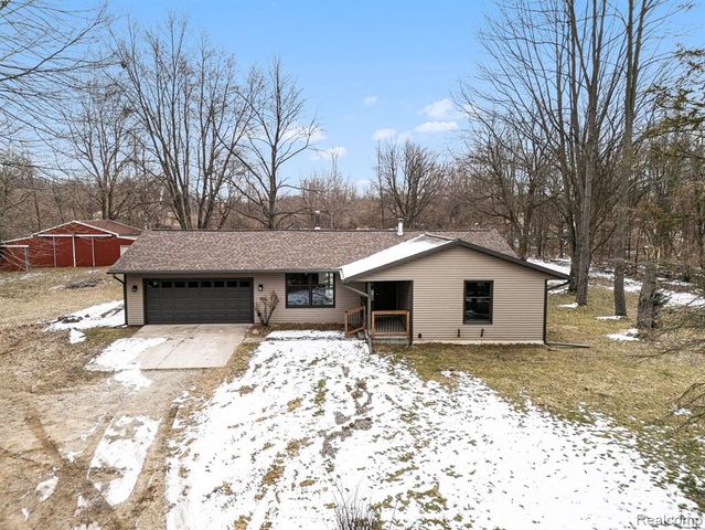5051 Dutcher Road, Howell, MI 48843