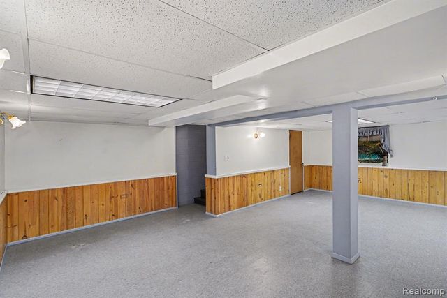 5051 Dutcher Road, Howell, MI 48843