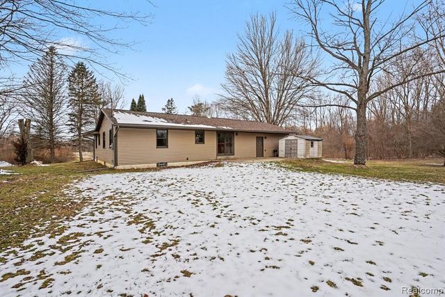 5051 Dutcher Road, Howell, MI 48843