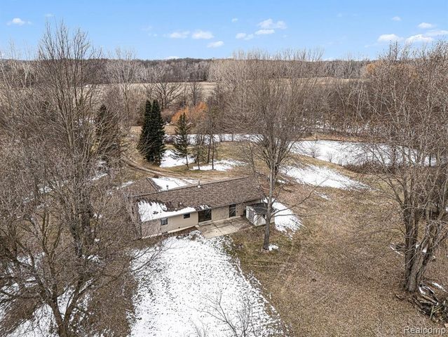 5051 Dutcher Road, Howell, MI 48843