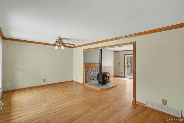 5051 Dutcher Road, Howell, MI 48843