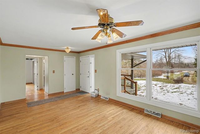 5051 Dutcher Road, Howell, MI 48843