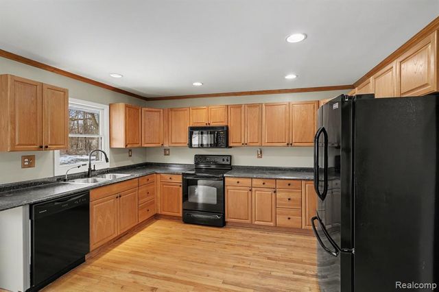 5051 Dutcher Road, Howell, MI 48843