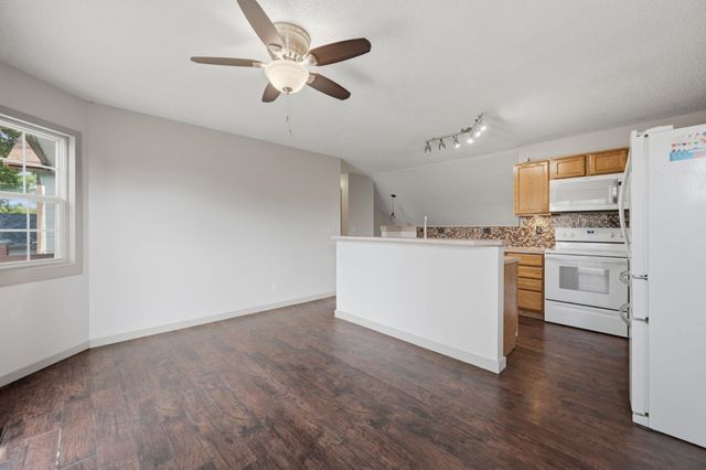 5737 W Georgia, Wichita, KS 67215