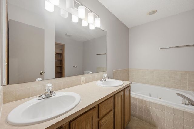 5737 W Georgia, Wichita, KS 67215
