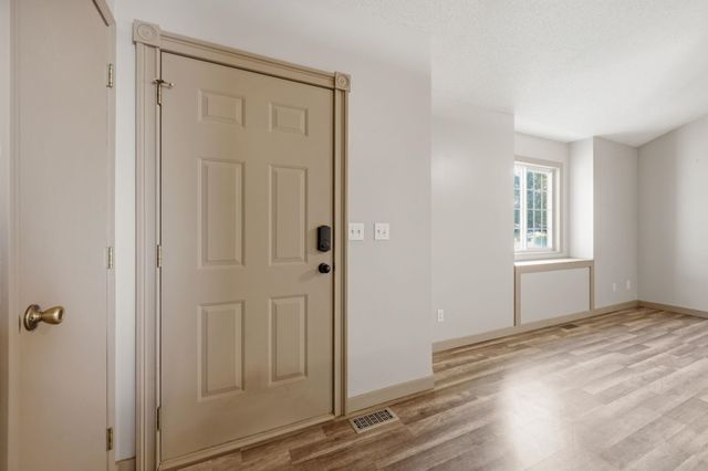 5737 W Georgia, Wichita, KS 67215