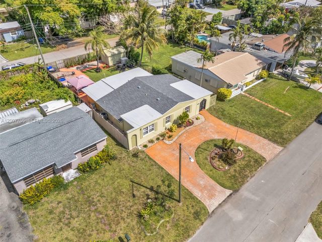 921 N 31st Ct, Hollywood, FL 33021