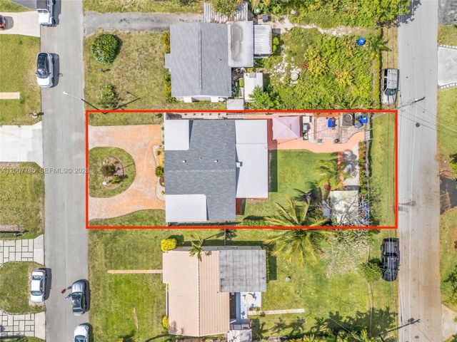 921 N 31st Ct, Hollywood, FL 33021