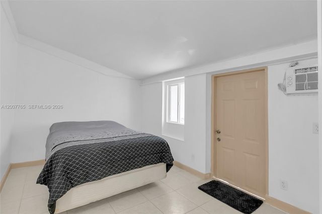 921 N 31st Ct, Hollywood, FL 33021