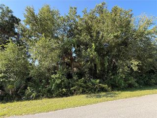 17517 ELMWOOD AVENUE, Port Charlotte, FL 33948