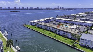 111 Shore Court 205, North Palm Beach, FL 33408