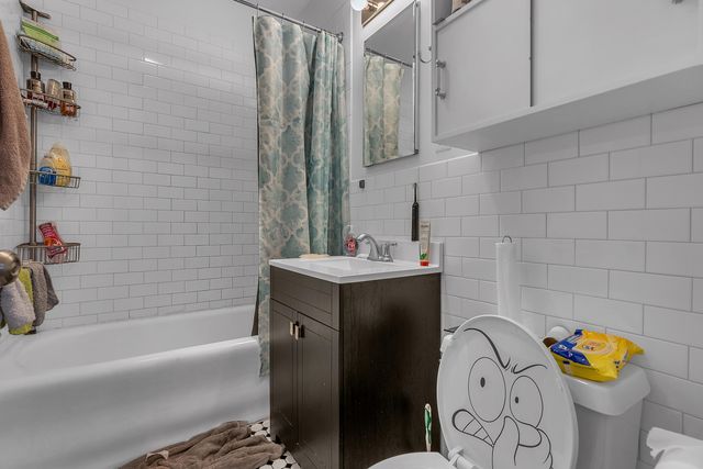 5411 Columbia Avenue, Hammond, IN 46320