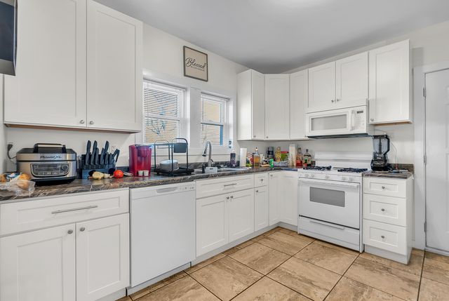 5411 Columbia Avenue, Hammond, IN 46320