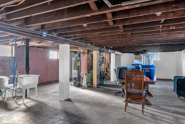 5411 Columbia Avenue, Hammond, IN 46320