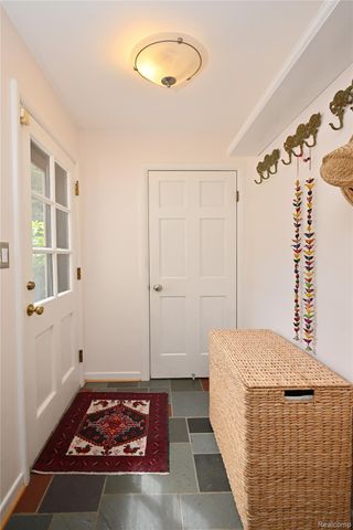 286 Abbey Street, Birmingham, MI 48009