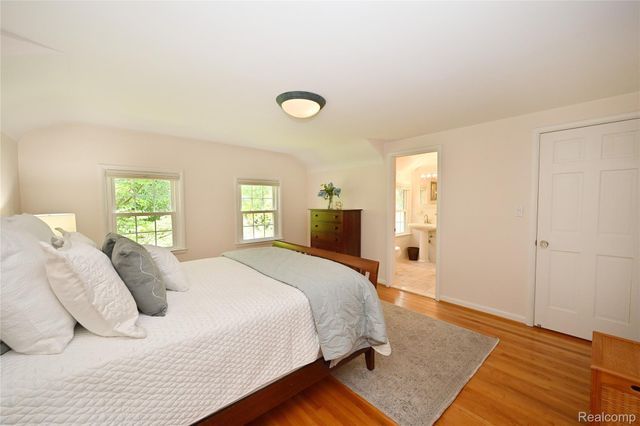 286 Abbey Street, Birmingham, MI 48009