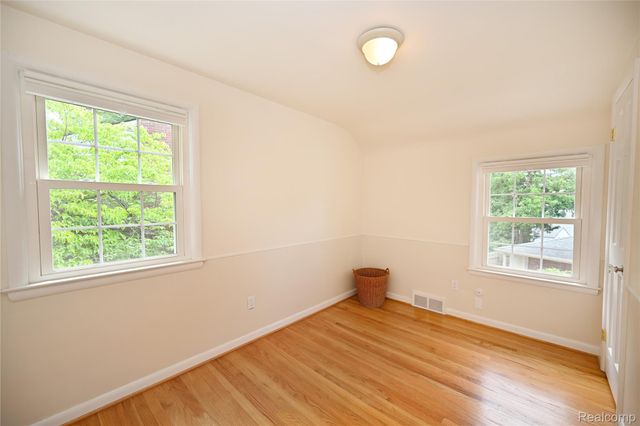 286 Abbey Street, Birmingham, MI 48009
