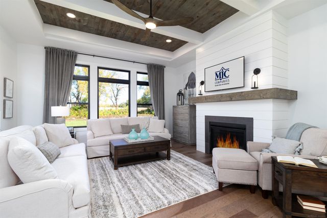 7474 Brunswick Drive, Washington Twp, MI 48095