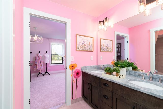 7474 Brunswick Drive, Washington Twp, MI 48095