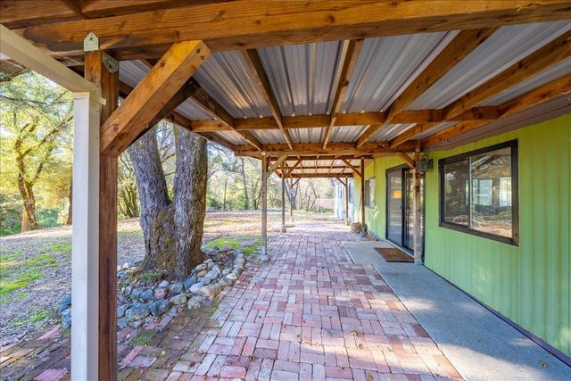 870 Swanson Ln, Colfax, CA 95713