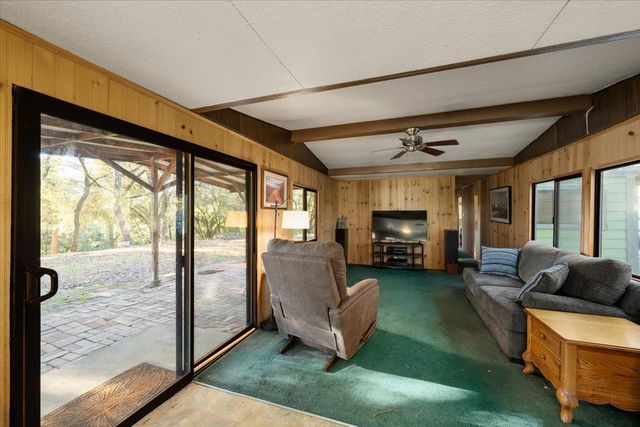 870 Swanson Ln, Colfax, CA 95713