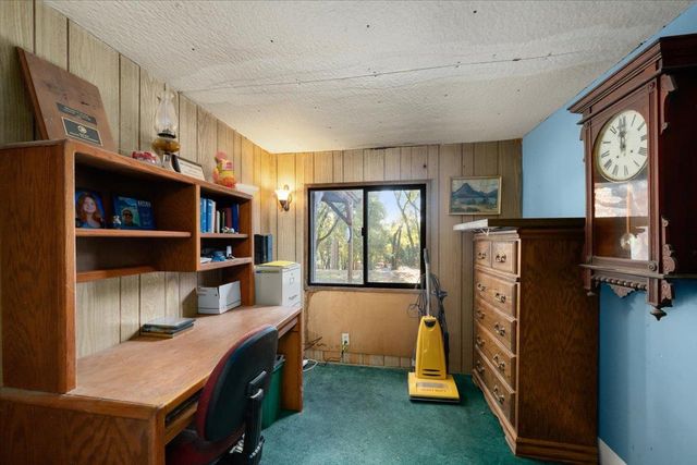 870 Swanson Ln, Colfax, CA 95713