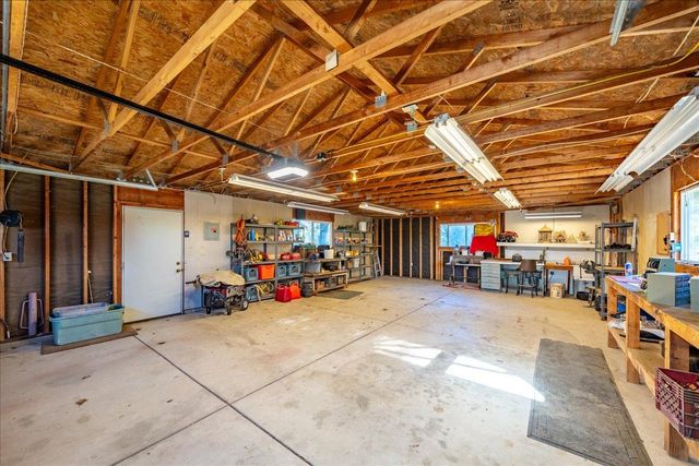 870 Swanson Ln, Colfax, CA 95713