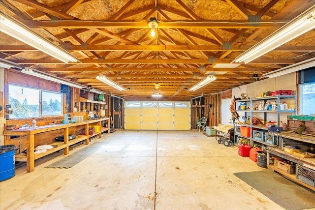 870 Swanson Ln, Colfax, CA 95713