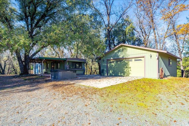 870 Swanson Ln, Colfax, CA 95713
