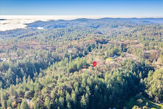 870 Swanson Ln, Colfax, CA 95713