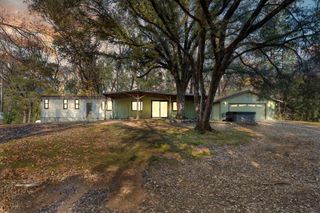 870 Swanson Ln, Colfax, CA 95713