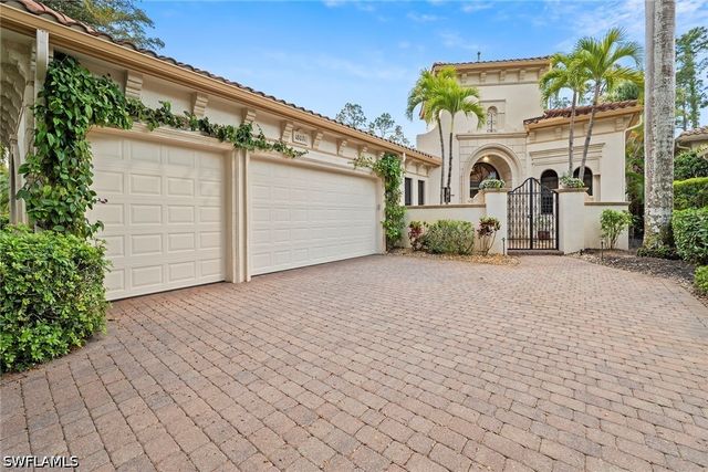 18071 Lagos WAY, Naples, FL 34110