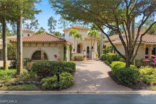 18071 Lagos WAY, Naples, FL 34110