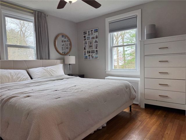 516 Church Avenue, Warwick, RI 02889