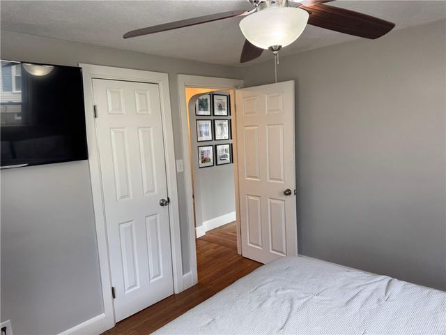 516 Church Avenue, Warwick, RI 02889