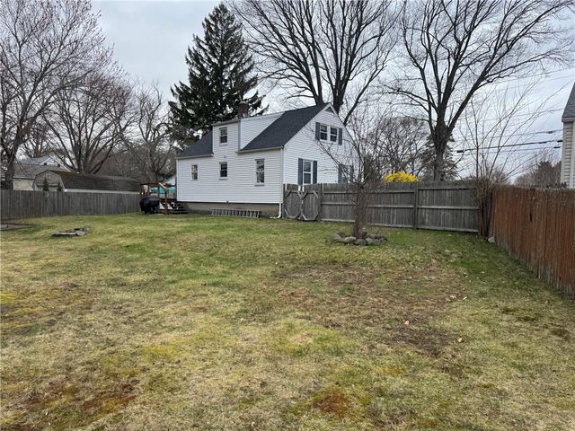 516 Church Avenue, Warwick, RI 02889