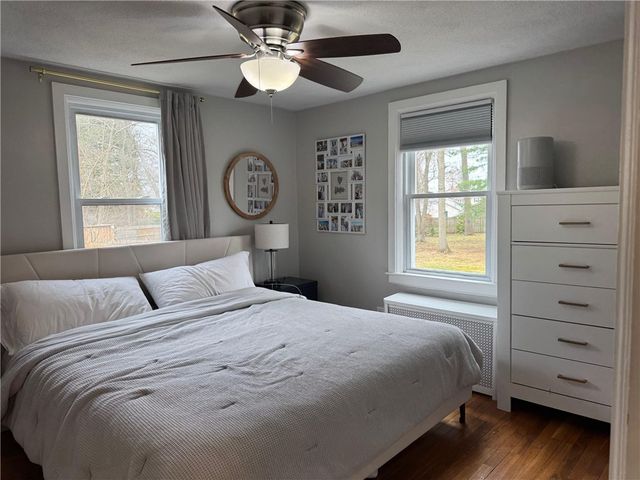 516 Church Avenue, Warwick, RI 02889