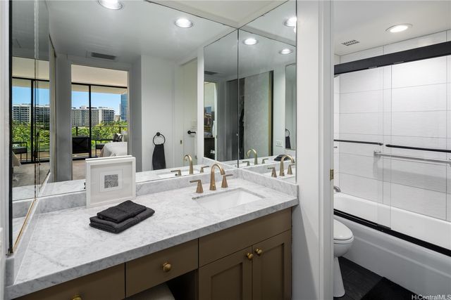 1860 Ala Moana Boulevard 904, Honolulu, HI 96815