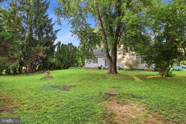 2880 STILLMEADOW LN, York, PA 17404