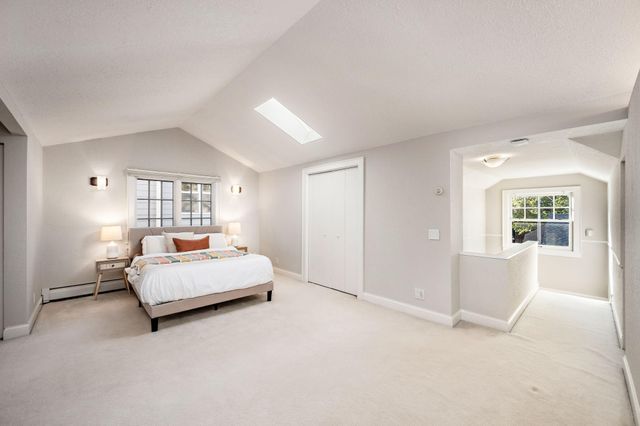 5240 Ewing Avenue S, Minneapolis, MN 55410