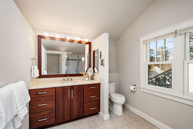 5240 Ewing Avenue S, Minneapolis, MN 55410