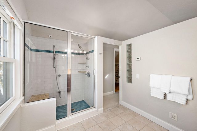 5240 Ewing Avenue S, Minneapolis, MN 55410