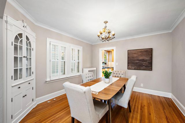 5240 Ewing Avenue S, Minneapolis, MN 55410