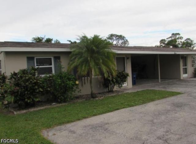 8042 Cleaves RD 8042, North Fort Myers, FL 33903