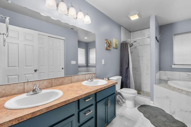 589 SE 10th Street, Madras, OR 97741