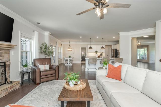 104 American Pharoah Way, Canton, GA 30115