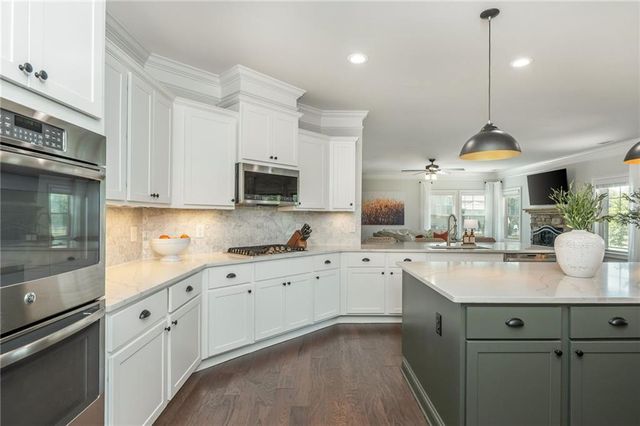 104 American Pharoah Way, Canton, GA 30115