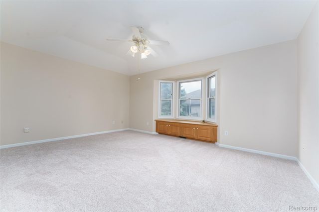 216 Canterbury Court, Linden, MI 48451