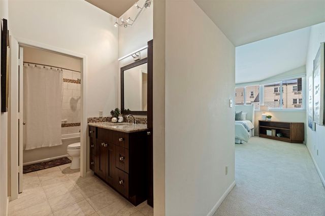 301 2ND STREET N 7, St Petersburg, FL 33701