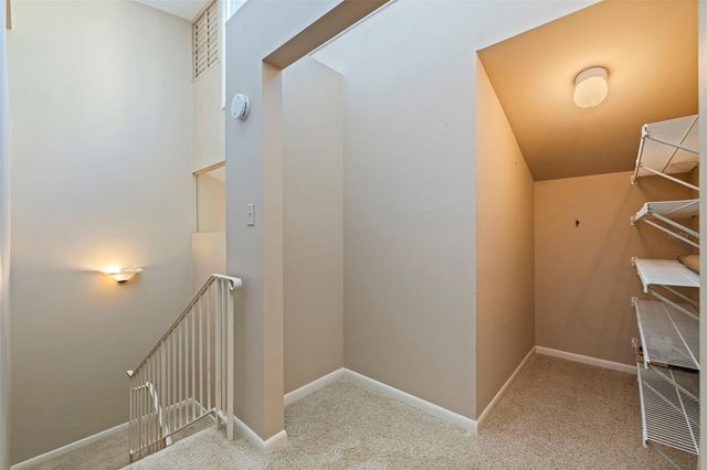 301 2ND STREET N 7, St Petersburg, FL 33701